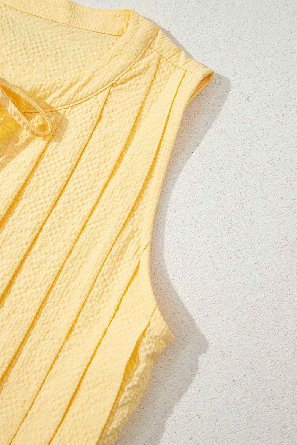 Yellow Cream Bow Tie Notched Neck Pleated Sleeveless Top