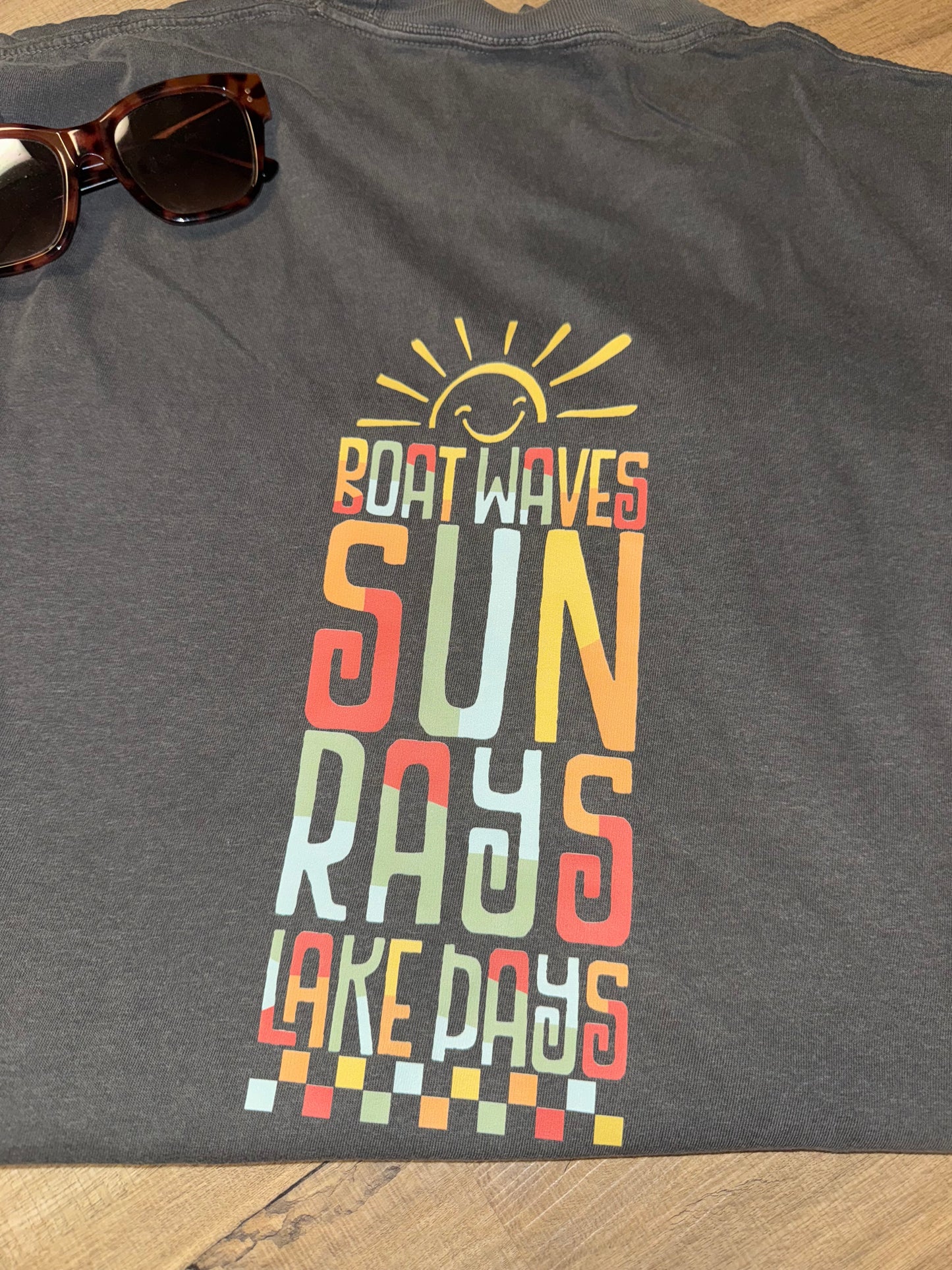 Boatwaves Sunrays Lakedays  CC Tshirt