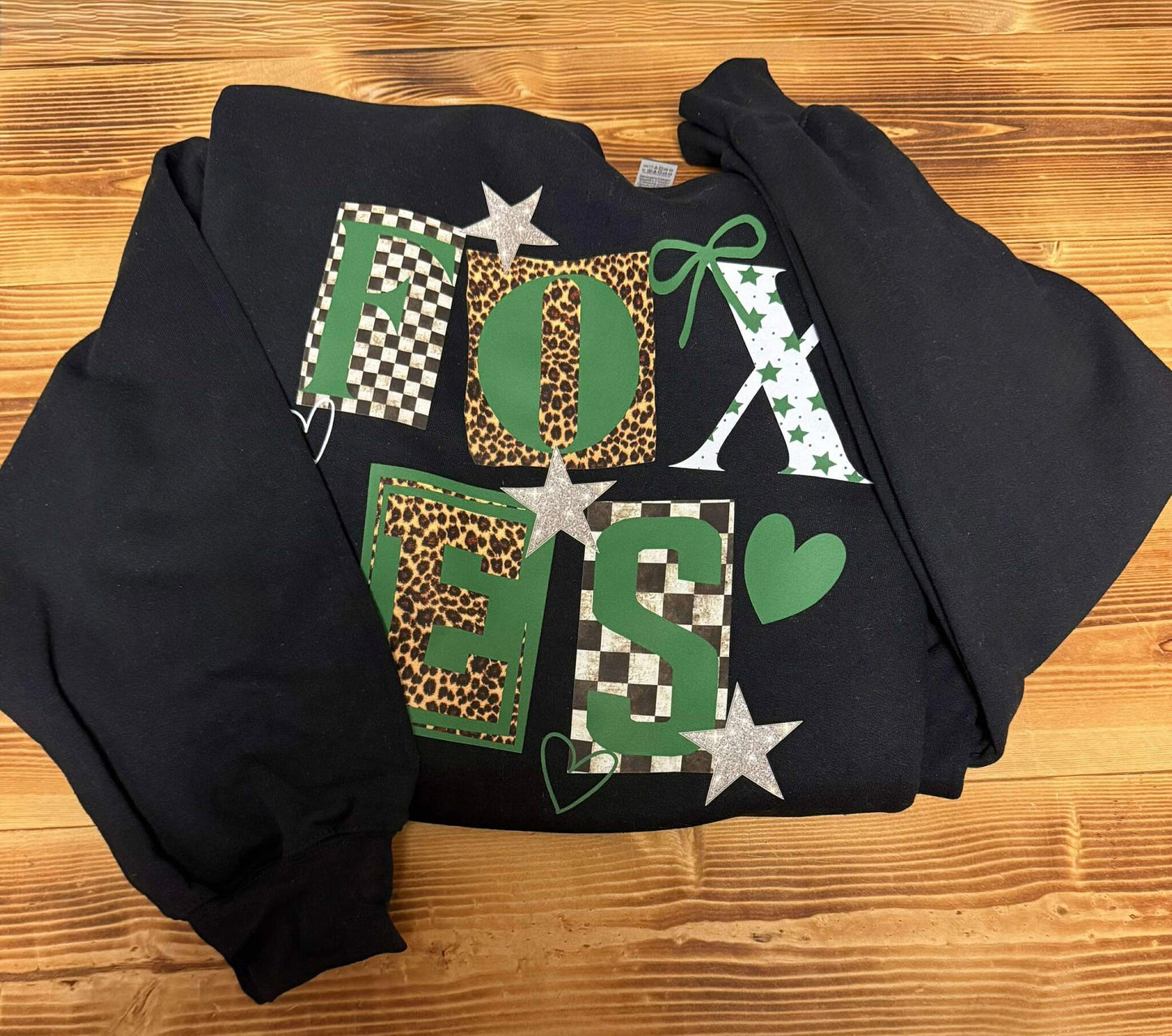 FOXES Fancy Crewneck